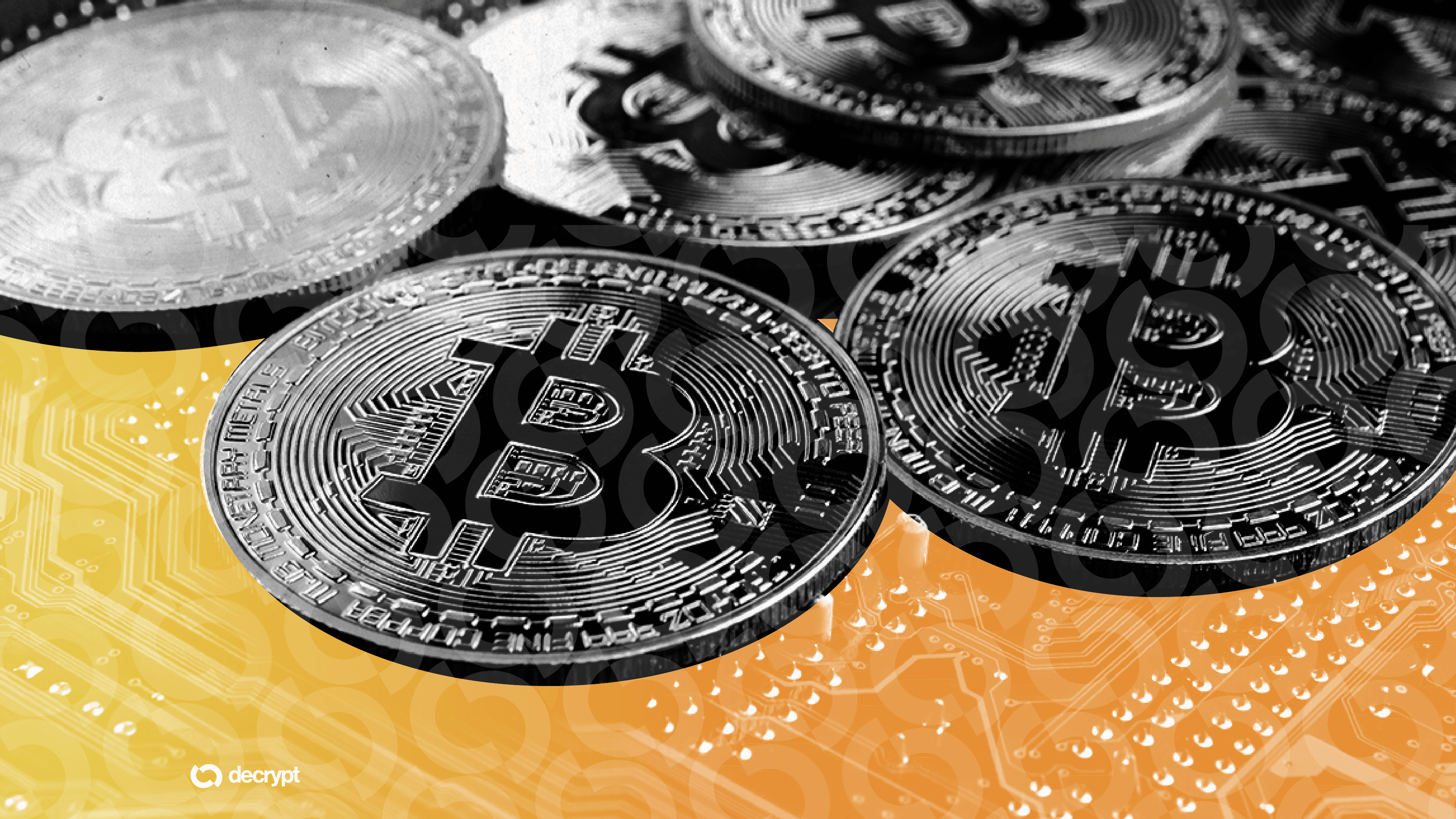 Bitcoin Pulls Back on Fed Hawkishness, Yet Smart Money Stays Long
