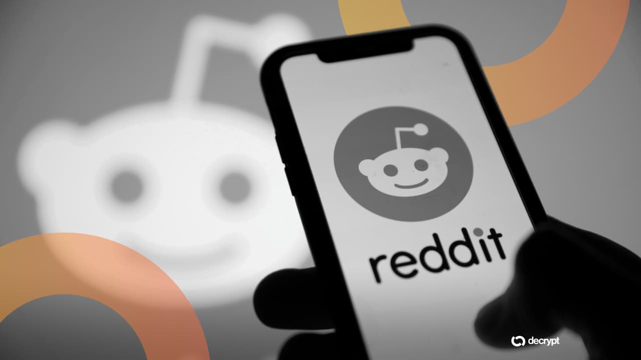Reddit's Shutdown of RSS Feeds and APIs: A Move That Reeks of Double Standards