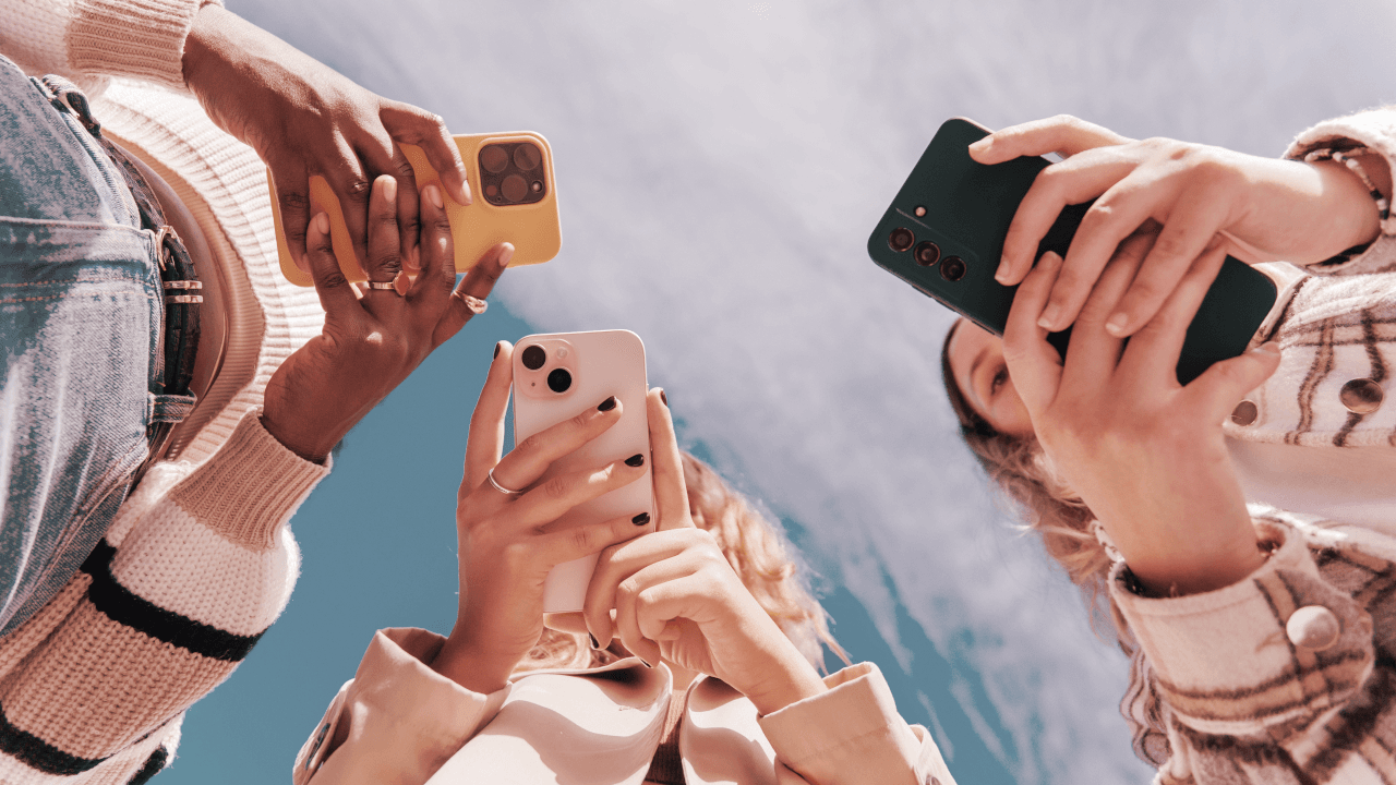 Gen Z's AI Paradox: Addiction Without Enthusiasm as Usage Soars