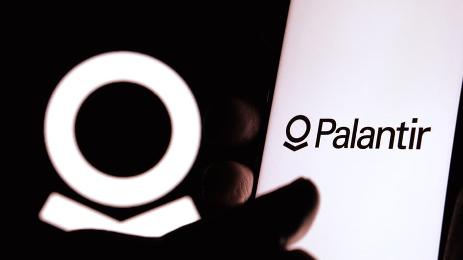 Palantir's Defense-Tech Vision Sparks Fresh Debate on AI and Military Innovation