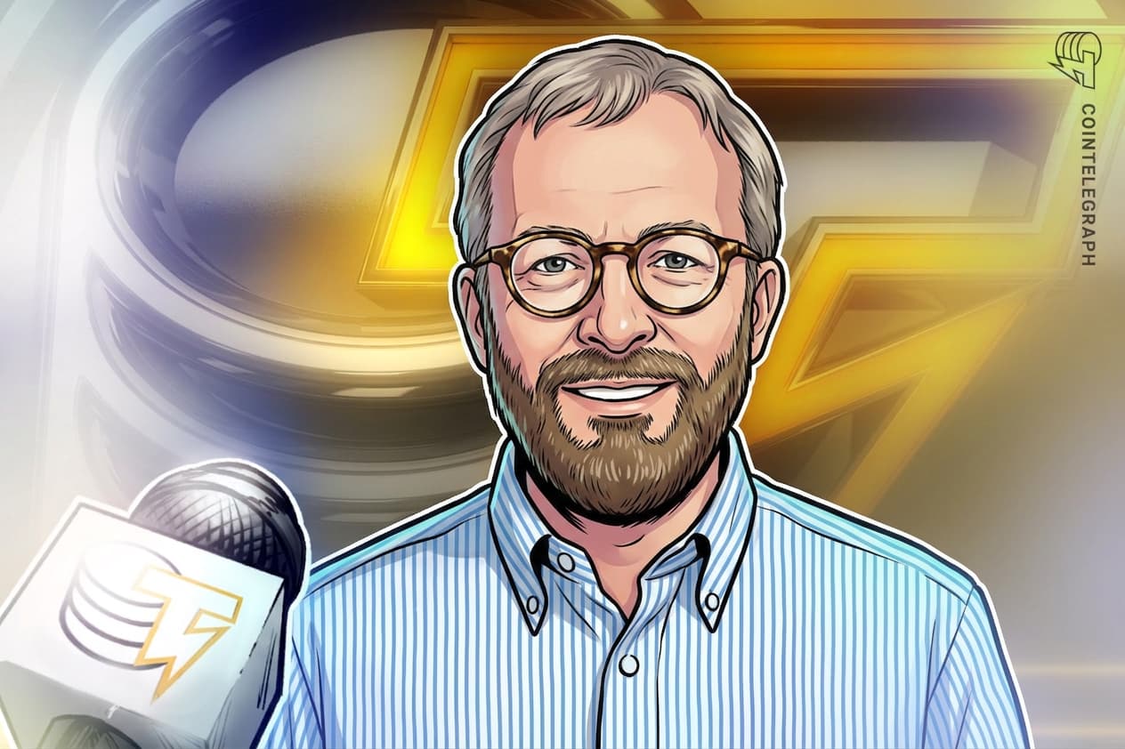 Bitcoin Could Explode to $600K in This Cycle, But Peter Brandt Isn't Touching XRP