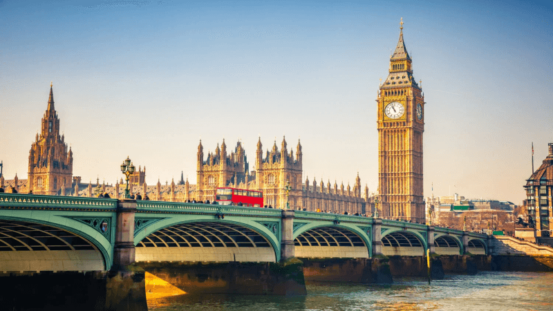 Banks Face Pressure Over Crypto Access as UK Prepares Regulatory Overhaul