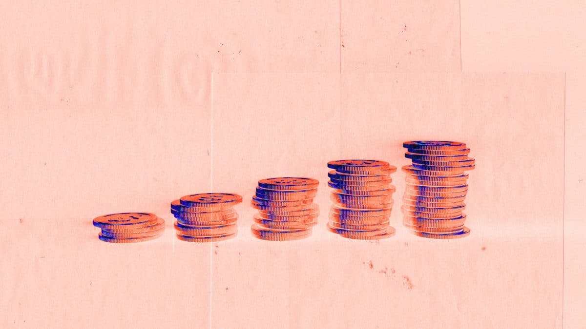 Crypto Treasury Giants Surge Past $340B as Digital Asset Tokenization Reshapes Market Dynamics