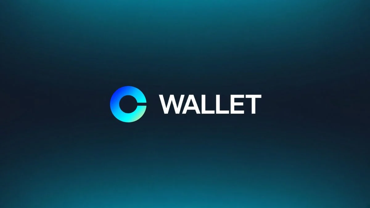 Coinbase Wallet Scraps Base App Rebrand: Social Experiment Ends After 15 Months